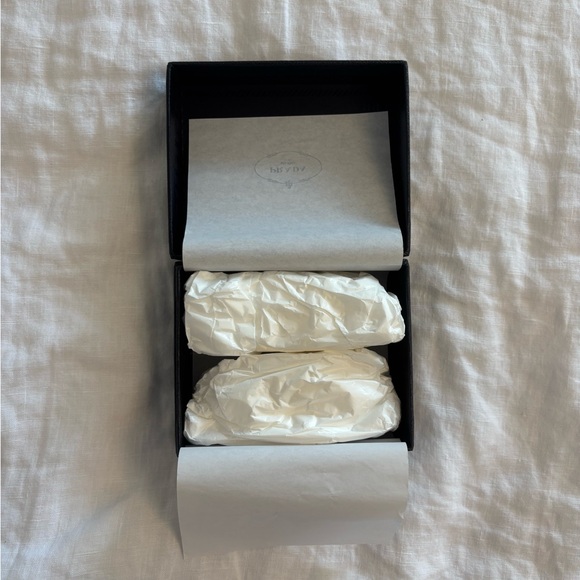 Prada - Micro Re-Nylon Pouch - Alabaster Pink Color - OS - 100% Authentic - Picture 13 of 16